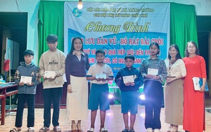 Mang mùa xuân đến với trẻ mồ côi