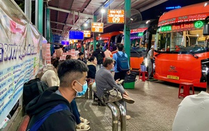 Đi tàu, xe đường dài về quê ăn tết: Làm sao để đỡ say, bớt mệt?