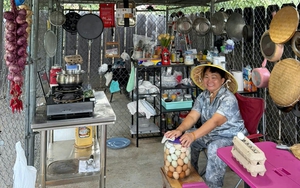 Gian bếp, mẹt tre đậm chất miền Tây của gia đình người Việt ở Mỹ