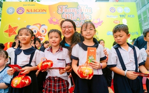 'Trung thu mơ ước' trao 3.400 suất quà trị giá 3,8 tỉ đồng cho trẻ em khó khăn