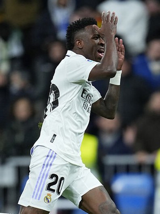 Kết quả La Liga: Bị Real Sociedad cầm chân, Real Madrid hụt hơi trước Barcelona