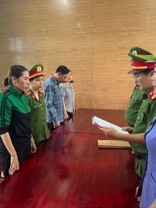 Quảng Bình: Kế toán kê khống tiền sửa chữa nhà văn hóa xã để chiếm đoạt