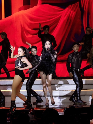 Chung kết 'The New Mentor' bị nói giống show tạp kỹ, nhà sản xuất lên tiếng