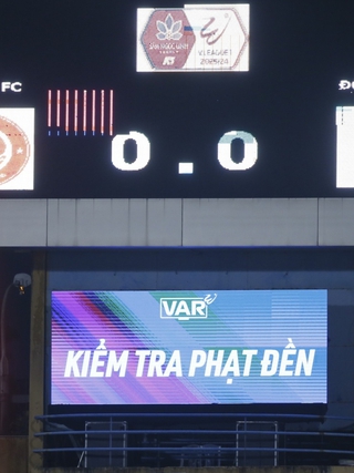 Trưởng ban Trọng tài VFF lên tiếng về VAR ở V-League, hóa ra là thế