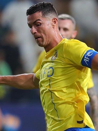 Cristiano Ronaldo nói gì khi lần đầu tiên ghi bàn tại AFC Champions League?