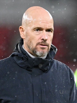 M.U có nên sa thải HLV Erik Ten Hag?