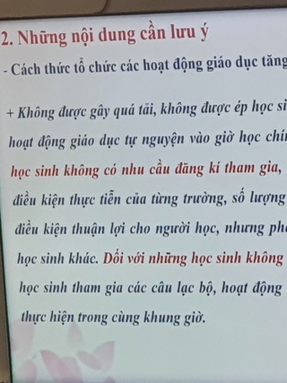 Không xếp môn tự nguyện vào giờ chính khóa nếu lớp có học sinh không tham gia!