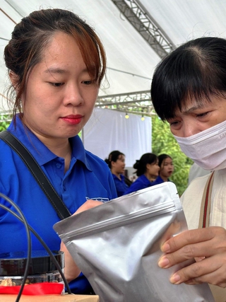 Thanh niên kết nối tiêu thụ sản phẩm khởi nghiệp vùng đồng bào dân tộc thiểu số