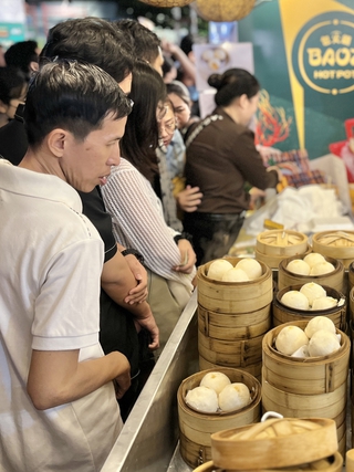 Cuối tuần đến Quận 5 thưởng thức hàng chục món ăn ngon của người Hoa
