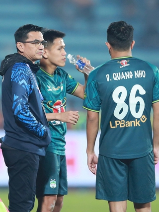 Cuộc đua giành suất trụ hạng V-League sớm được khoanh vùng, có tên HAGL?