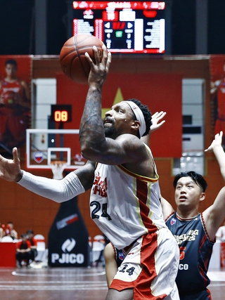 Highlights VBA 2023: Thang Long Warriors thắng thuyết phục Saigon Heat
