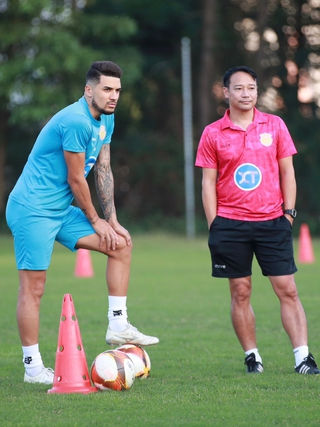 V-League 2023-2024: Thắp sáng 'chảo lửa' Thiên Trường