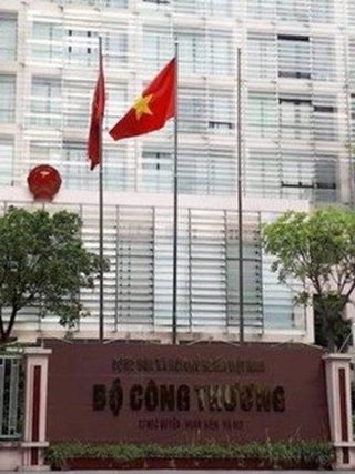 Ủy ban Cạnh tranh Quốc gia có vai trò gì đối với người tiêu dùng?