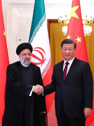Trung Quốc hứa khôi phục đối thoại về thỏa thuận hạt nhân Iran
