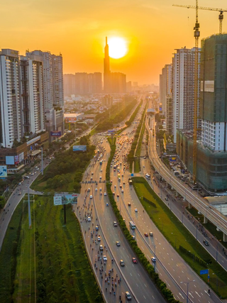 Hoàng hôn nhuộm thắm Sài Gòn