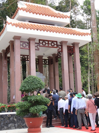 Khánh thành khu di tích căn cứ Tỉnh ủy Bình Thuận trong rừng núi Sa Loun