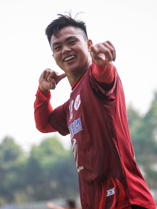 ĐH Văn Lang 4-0 Cao đẳng Đại Việt Sài Gòn: Nhẹ nhàng 'bỏ túi' 3 điểm