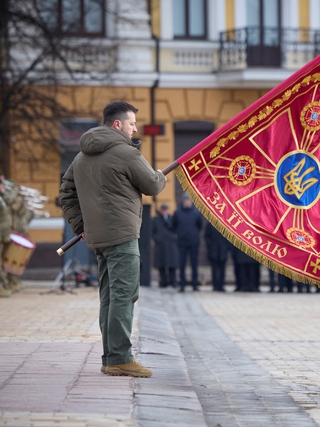 Chiến sự tối 27.2: Ukraine cách chức chỉ huy cấp cao, Nga đe dọa hạt nhân