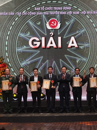 Tin tức đặc biệt trên báo in ngày 4.2.2023