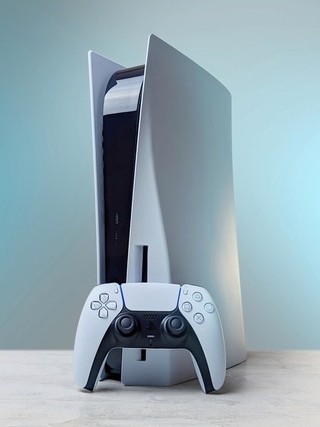 Nhiều người chơi PlayStation 5 chưa từng 'đụng' vào PlayStation 4
