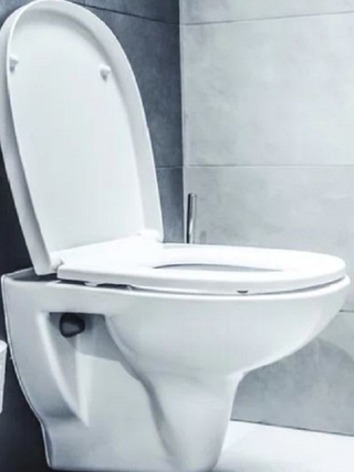 5 mẹo giúp tránh lây nhiễm mầm bệnh từ nhà vệ sinh công cộng