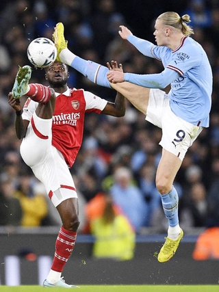 Thực chất chuyện Man City đối diện hình phạt
