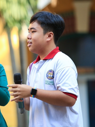 'Em muốn làm ca sĩ mà ba mẹ bắt học công nghệ thông tin'