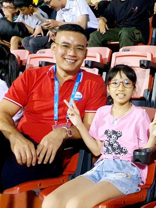 Tình yêu bóng đá của một đại gia đình