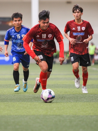 Thắng kịch tính ĐH Mở TP.HCM, ĐH Văn Lang giành vé vào VCK