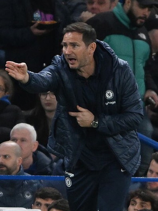 HLV Lampard được CLB Chelsea đảm bảo làm việc đến hết mùa