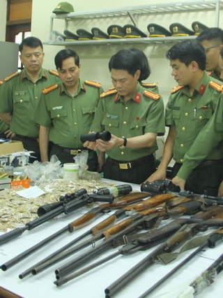 Thanh Hóa: Thu giữ, tiếp nhận 6.699 khẩu súng các loại