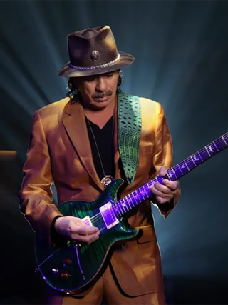 Carlos Santana tha thứ cho người làm tổn thương ông khi còn nhỏ