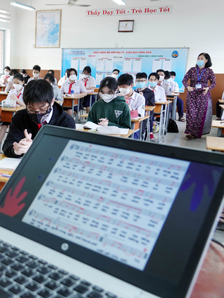 Thiếu giáo viên kéo dài: TP.HCM tìm giải pháp