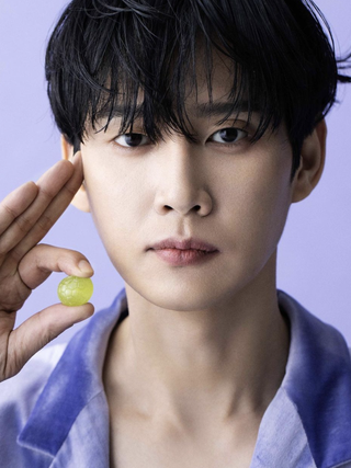 ‘Ác nhân mù màu’ Park Sung Hoon lên hương sau thành công của ‘The Glory’