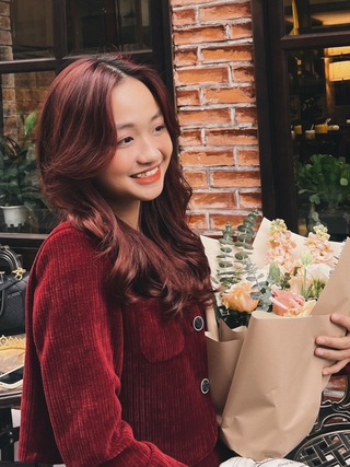 Nữ thủ khoa có ngoại hình xinh đẹp kể về cách đạt điểm tuyệt đối