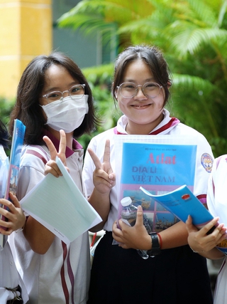 Thi tốt nghiệp THPT 2023: Tranh luận về câu hỏi môn địa không có 'đáp án đúng'