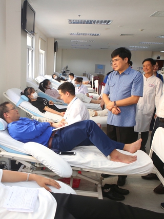 Cán bộ trẻ ngành y đang ngày càng khẳng định vị thế