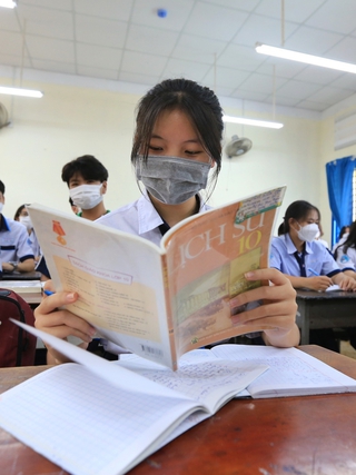 Điểm chuẩn ngành sư phạm lịch sử thuộc tốp đầu