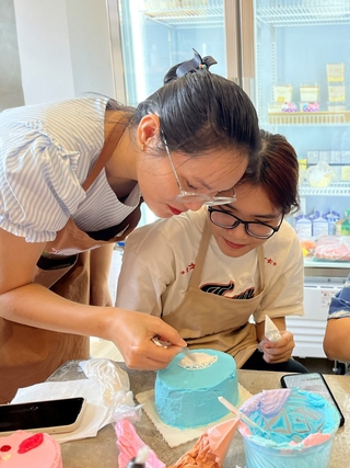 Xu hướng học thêm nhiều nghề tay trái