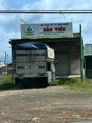 Bình Thuận: Công an bắt giữ hàng nghìn lít thuốc trừ sâu trong danh mục cấm