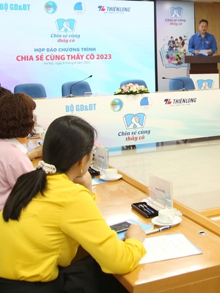 Chia sẻ cùng thầy cô: Hành trình dạy học hạnh phúc