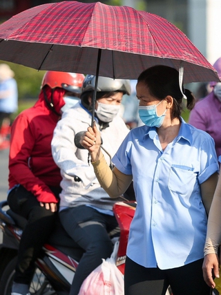 Đa số người lao động lương không đủ sống
