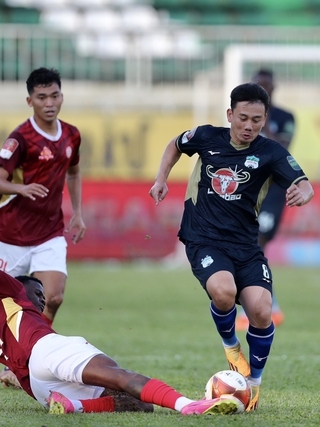 HAGL mất tổng cộng 5 cầu thủ ở trận cuối V-League 2023 gặp SLNA