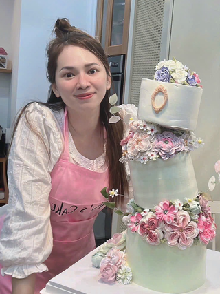 Cô gái từ bỏ việc văn phòng về làm bánh kem có thu nhập gấp 5 lần
