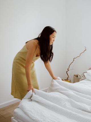 Chuyên gia: Đừng dọn giường ngay khi thức dậy, mà hãy chờ đến lúc này