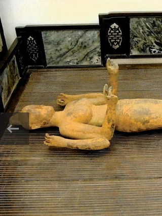 Việt Nam tiếp nhận tượng đồng Nữ thần Durga 4 tay bị đánh cắp tại Mỹ Sơn