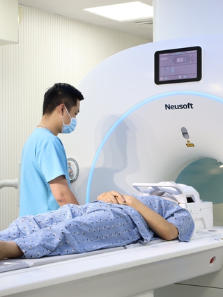 Đà Nẵng: 10 tỉ đồng hỗ trợ người dân vùng ngoại thành khám bệnh