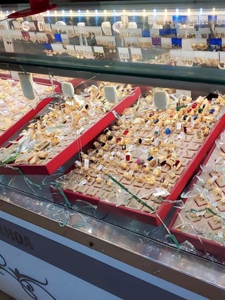 Khánh Hòa: Đôi nam nữ nổ súng cướp tiệm vàng ở TP.Cam Ranh