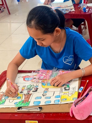 Ngày hội nâng cao nhận thức pháp luật cho thanh niên khi tham gia giao thông