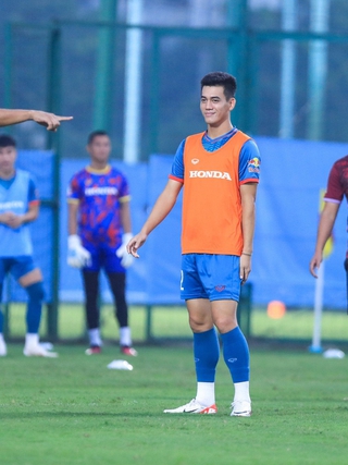 Đội tuyển Việt Nam: Tiến Linh trở lại, hoàn thiện hàng công thực sự của HLV Troussier